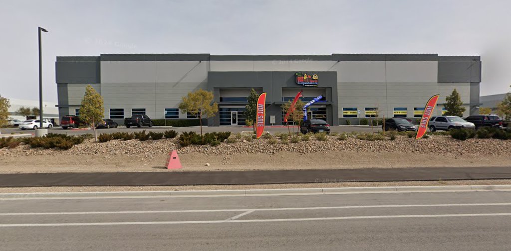 Hot Tub Liquidators Henderson, Nevada exterior store front. New and pre-owned hot tubs, fitness & swim spas, ranging from basic to luxury models.